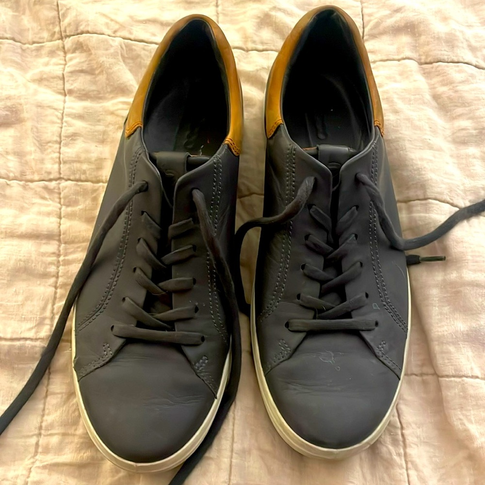 Ecco sneakers